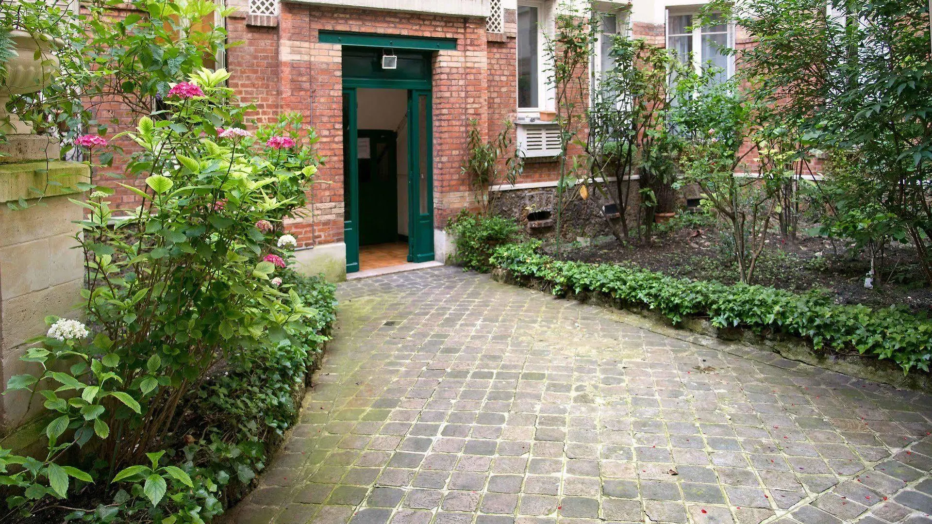 My Nest - Quartier Latin Inn Paris