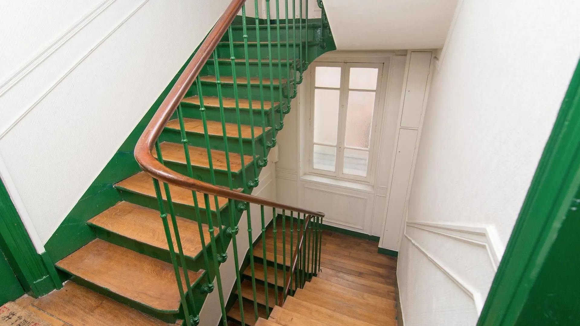 Inn My Nest - Quartier Latin 2*