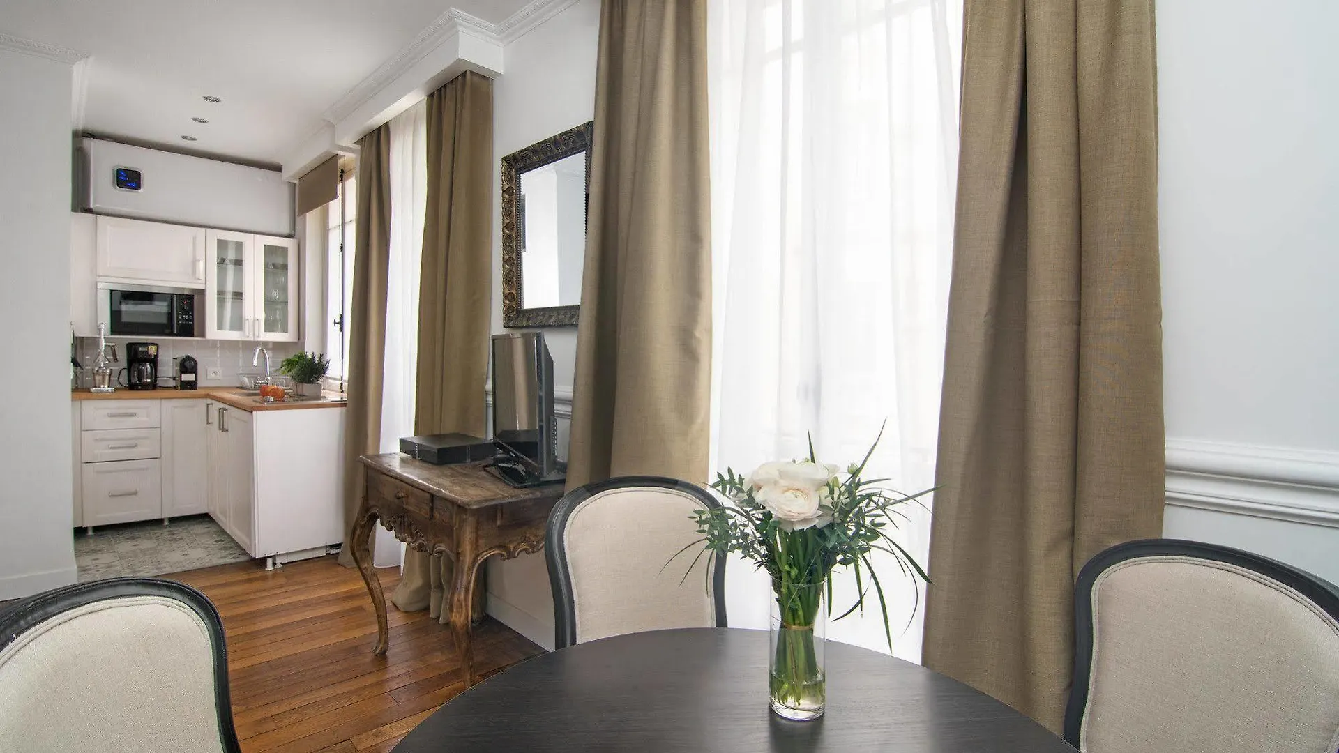 My Nest - Quartier Latin Mini-hôtel